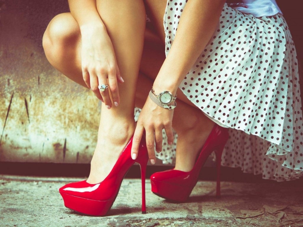 3 Fashion Habits That Make You Look Old